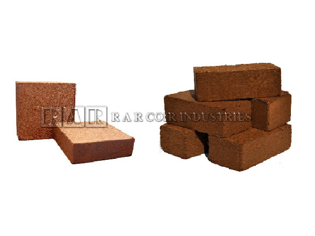 Coir Pith Briquettes